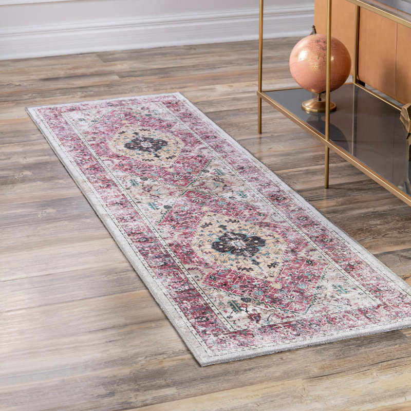 Njay Oriental Indoor Rug, Runner 2' x 5'