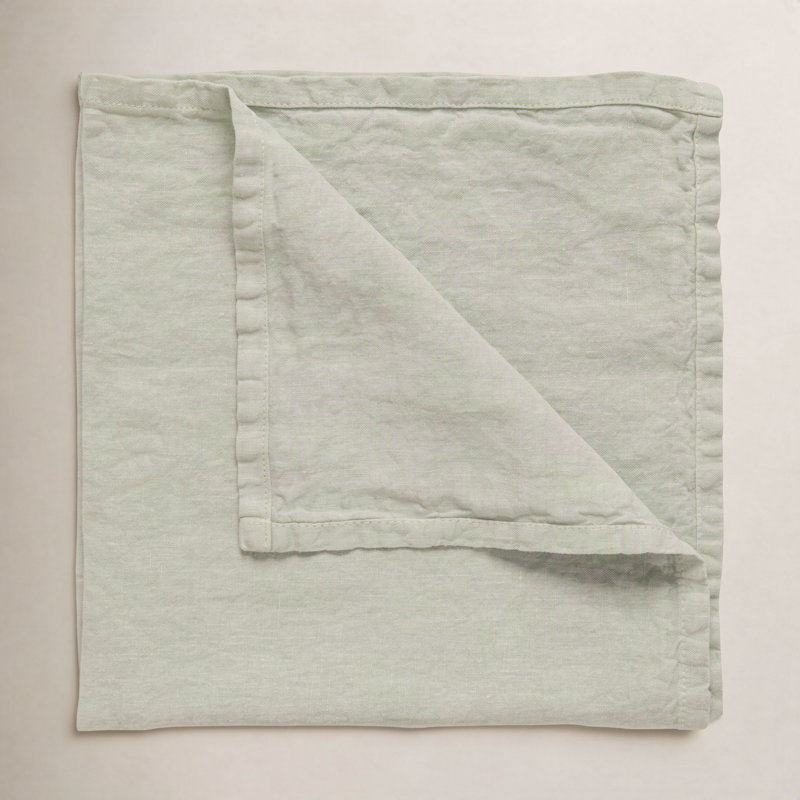 Maria Napkins, Lily Green