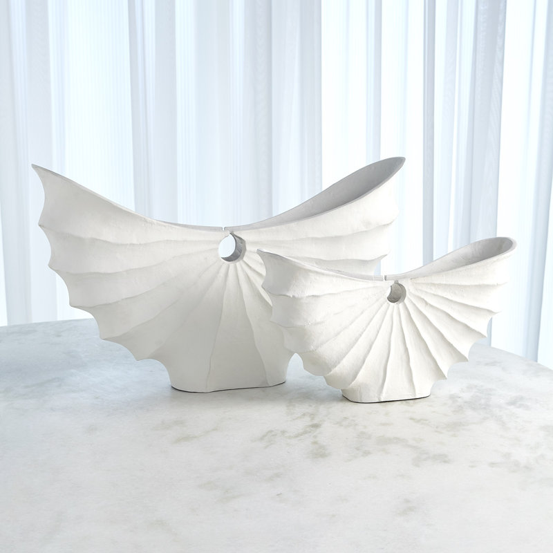 Atlantis Centerpiece-Matte White, 10.5" H x 5" W x 18.5" D