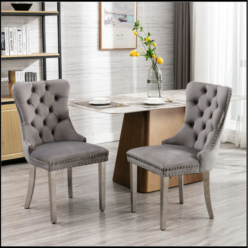 Chaise de salle à manger rembourrée en velours de bois massif haut de gamme, alliant élégance et confort pour une salle à manger moderne