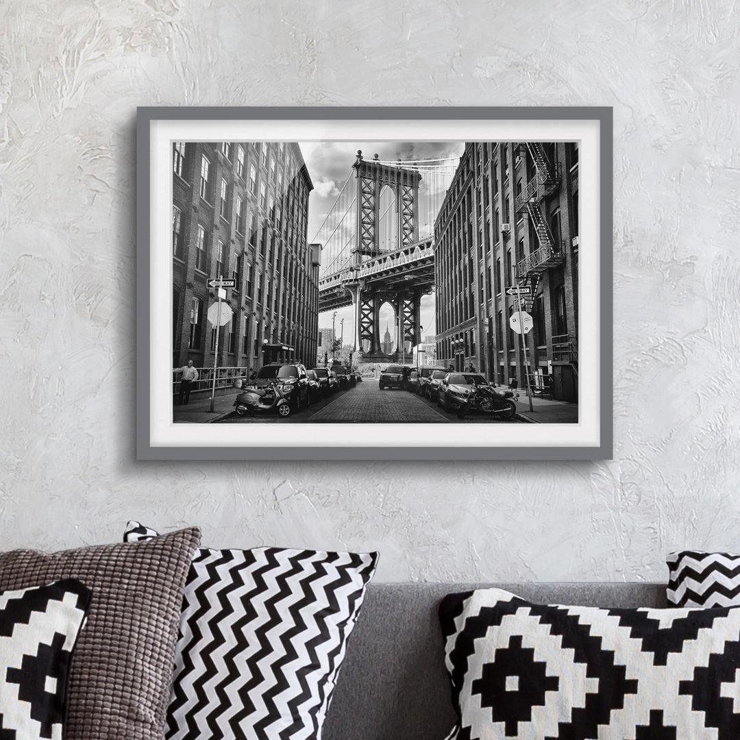 Gerahmtes Papierbild Manhattan Bridge in Amerika