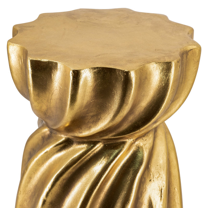 Table d'appoint avec design sculptural tourbillon, table d'appoint contemporaine pour le salon