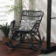 Chaise berçante simple en rotin