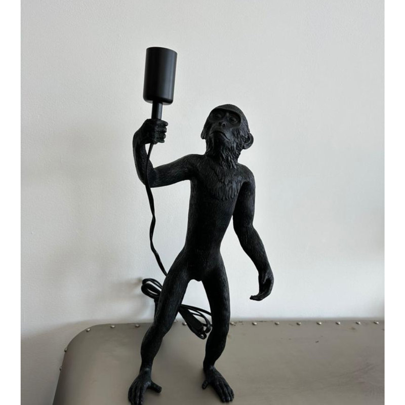 Lampe de fantaisie en résine Jearlean