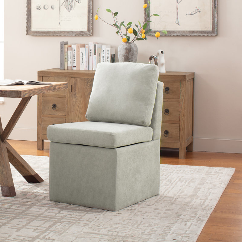 Chaise d'appoint rembourrée Harriotte, Gris clair