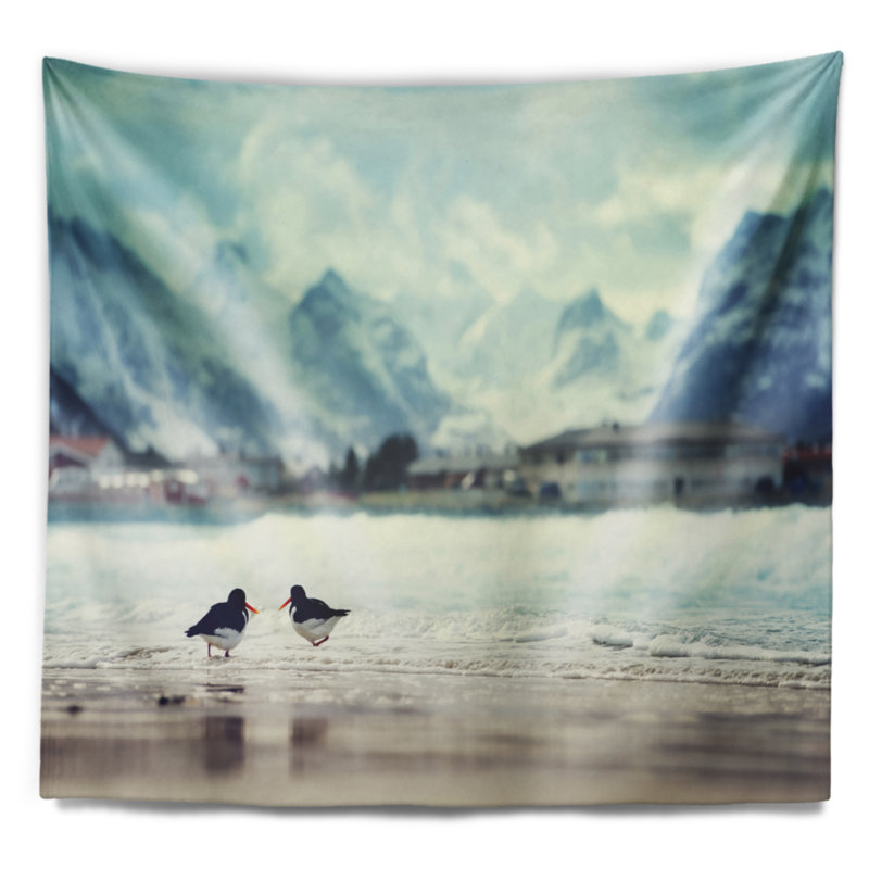 Tapisserie de pointe oiseaux et mountain shore, H 78 po x l 92 po