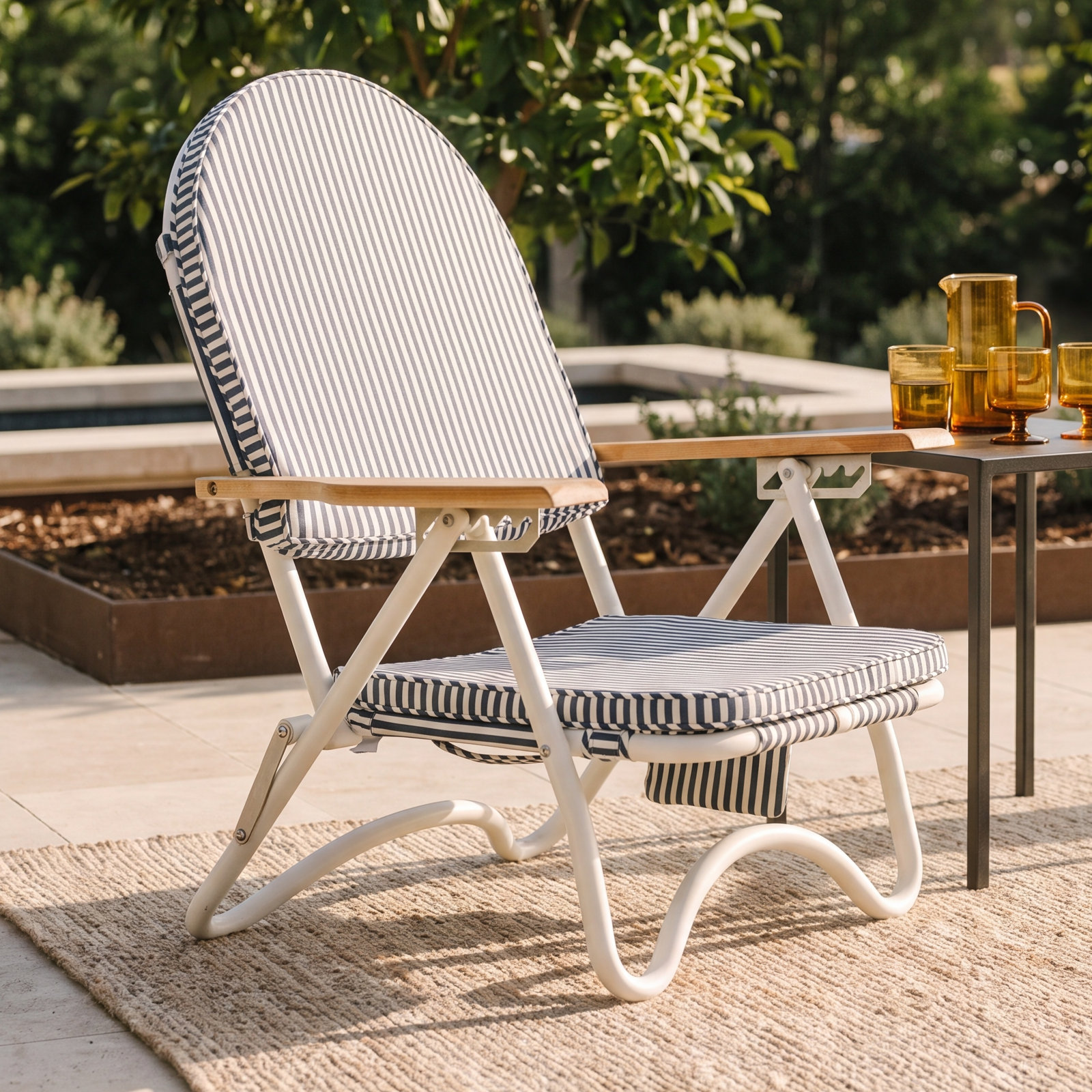 Pam Reclining Beach Chair with Cushion, Navy