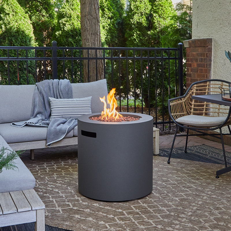 Table de foyer d'extérieur au propane en acier 24 po avec réservoir de rangement caché Aegean par Real Flame, Brun