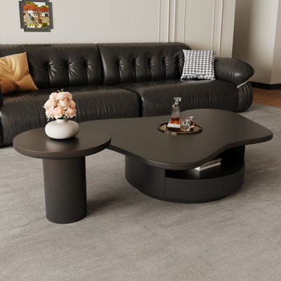 Ensemble de tables basses françaises modernes