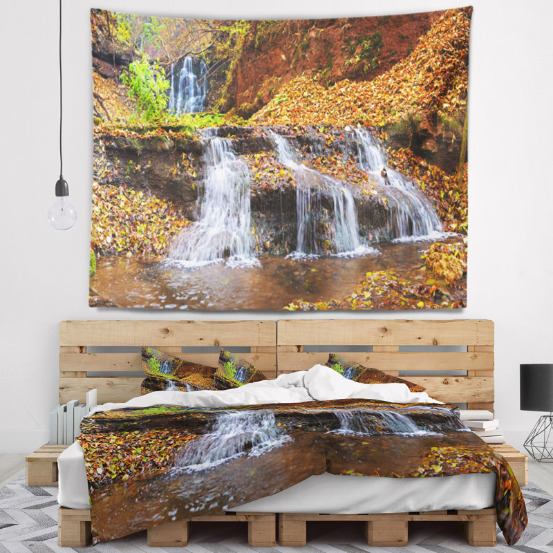 Tapisserie Schafer Landscape Dniester Canyon, H 32 po x l 39 po