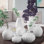 Ensemble de 7 vases décoratifs en céramique à finition blanche H 8 po