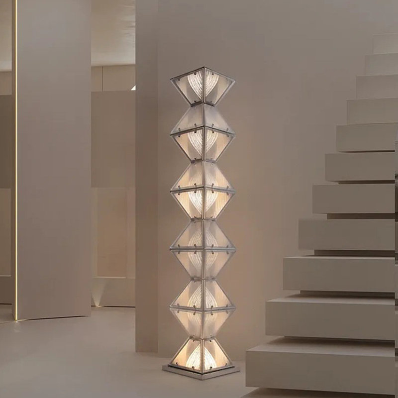 Lampe sur pied en acrylique et en acier inoxydable European
