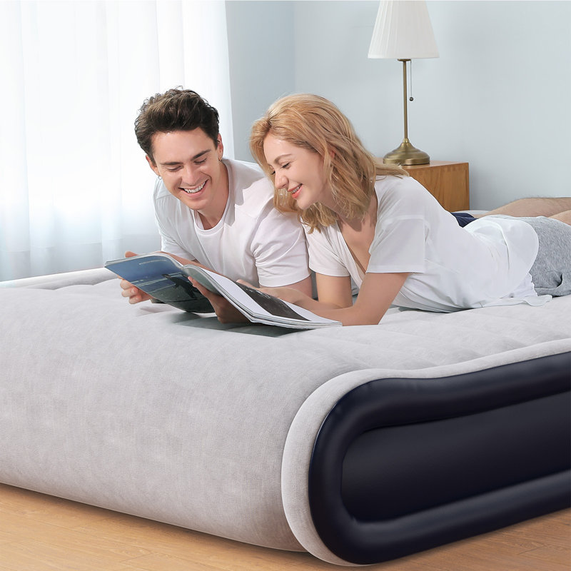 Matelas gonflable 17 po Navario