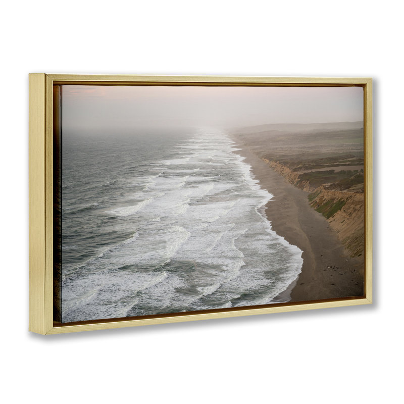 Toile flottante «Point Reyes» par Crystal Lynn Collins, H 17 po x l 25 po, Cadre flottant métallique doré