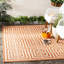 Tapis d'intérieur / extérieur à motif géométrique terre cuite / crème Arneshia-1849381913