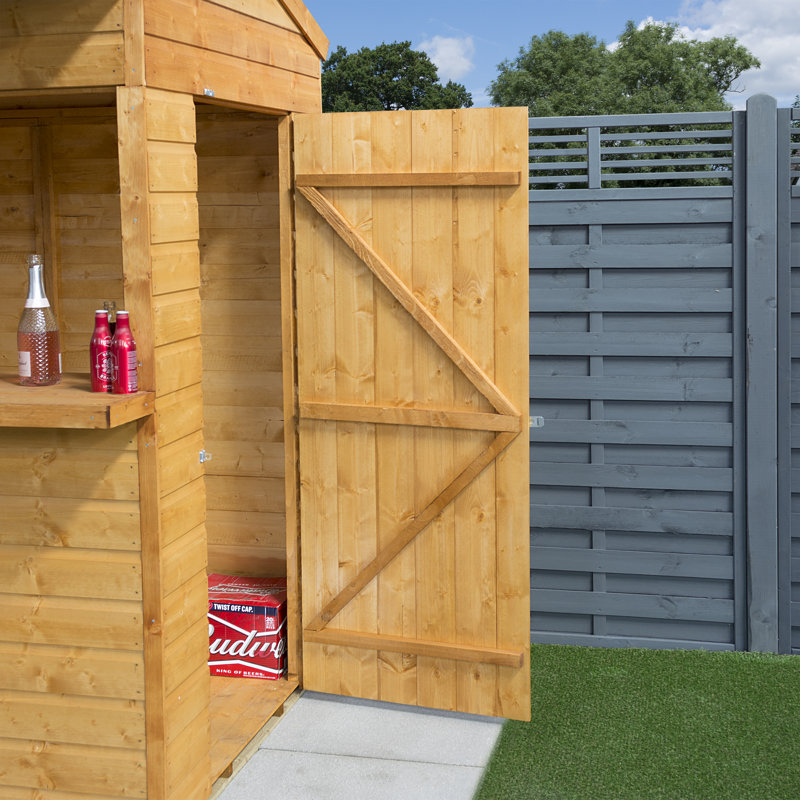 Rowlinson Garden Bar
