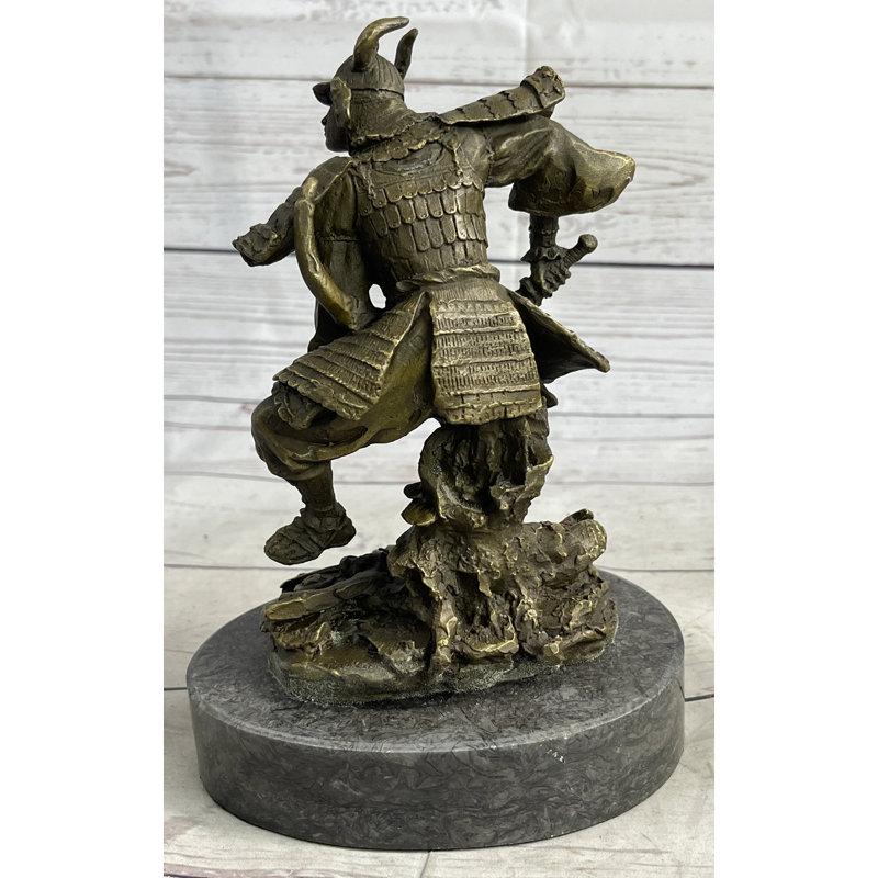 Figurine Karar