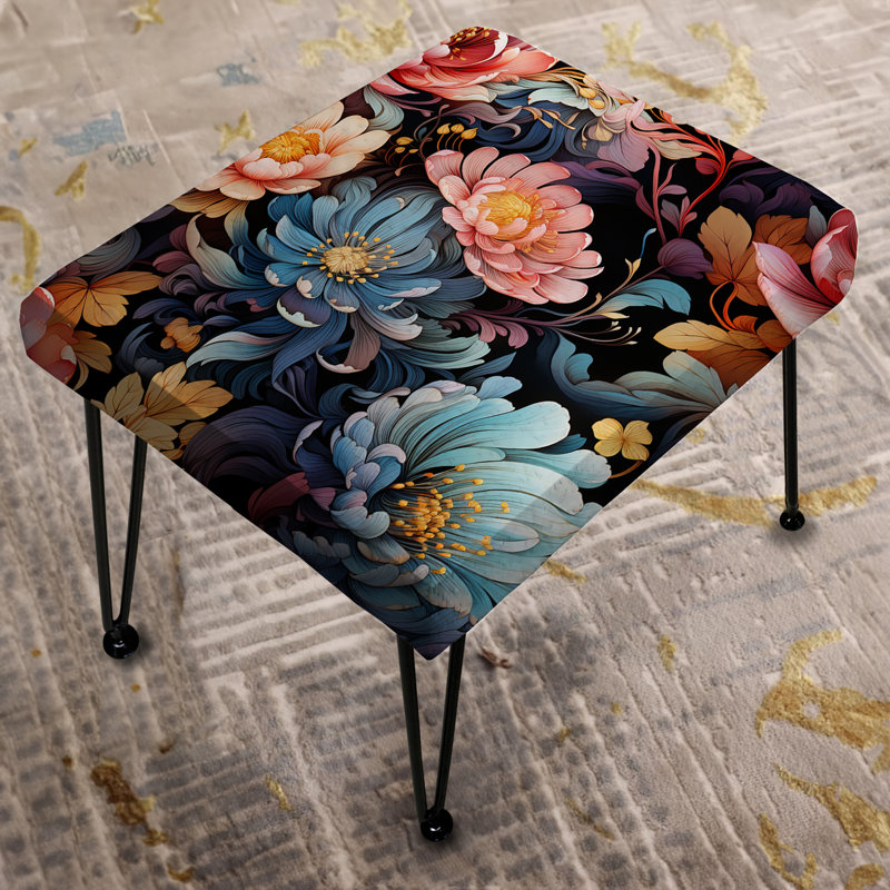 Repose-pieds rose floral orné Legacy Delight