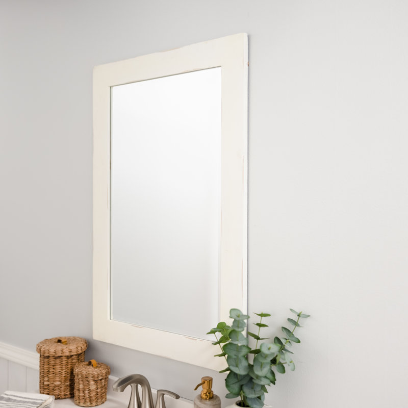 Miroir mural rectangulaire en bois de style campagnard Tiege, H 36 po x l 24 po x P 1 po, Blanc