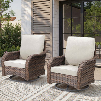 Ensemble de 2 chaises berçantes pivotantes en osier avec coussins