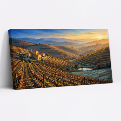 «Rolling Vineyard Hills and Farmhouse Under Golden Sunset», art mural sur toile