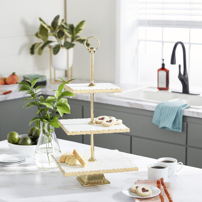 Arago Tiered Stand