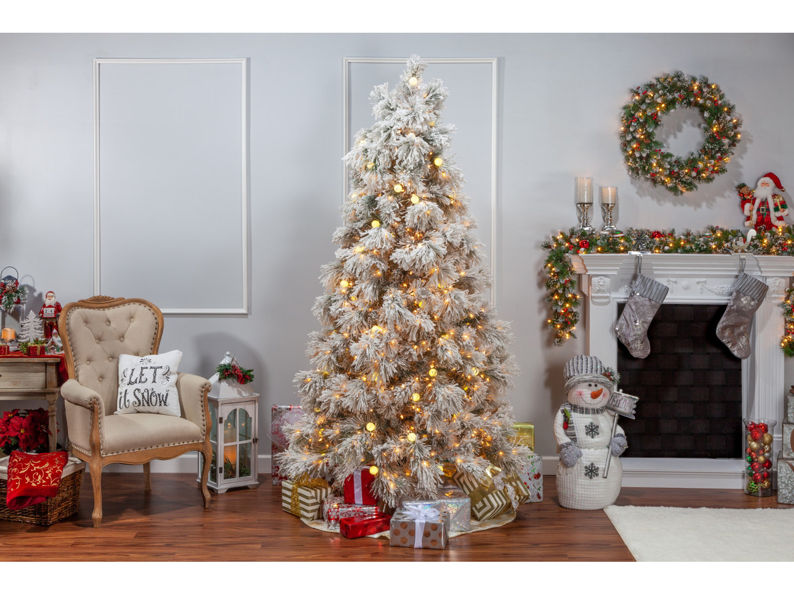 White Frosted 7' Pre-Lit Pine Christmas Tree