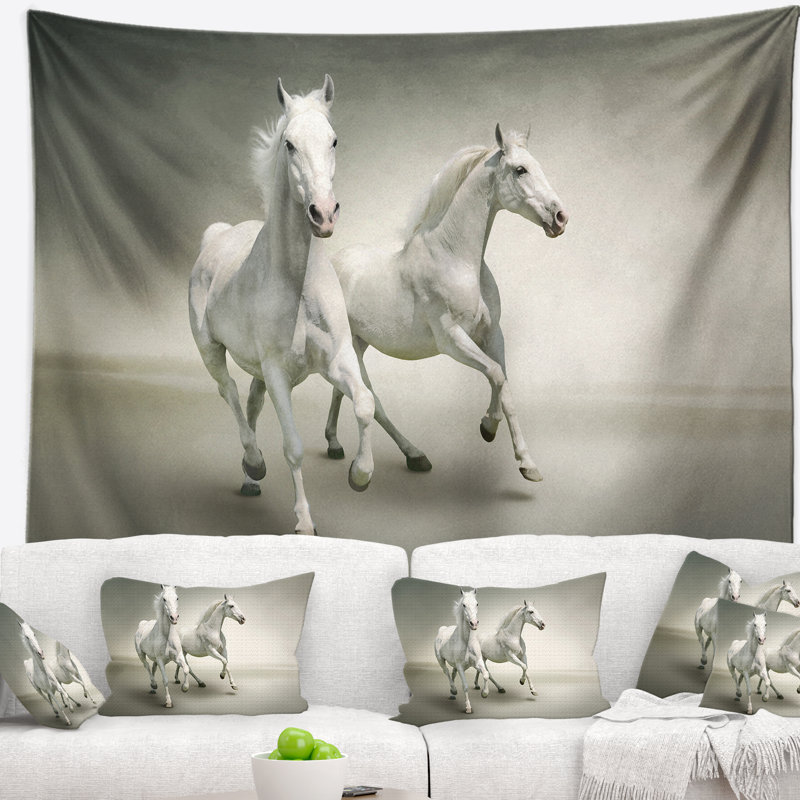 Tapisserie de chevaux blancs à déplacement rapide, H 32 po x l 39 po