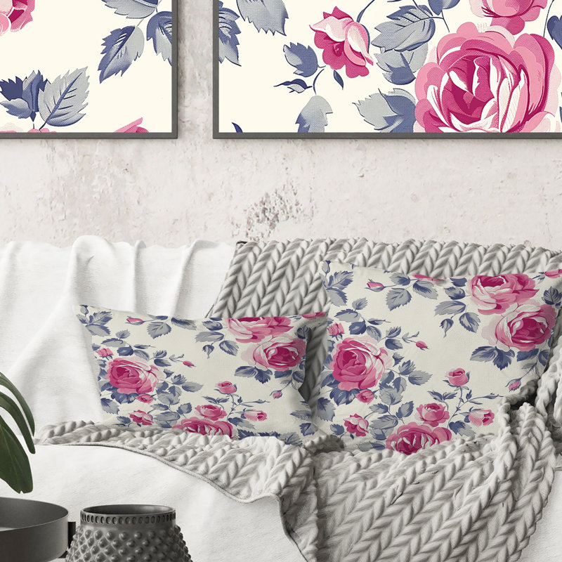 Rose, blanc, fleur traditionnelle, jardin I - coussin décoratif traditionnel, H 16 po x l 16 po