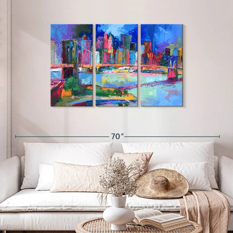 Sebbie Brooklyn, 28" H x 45" W