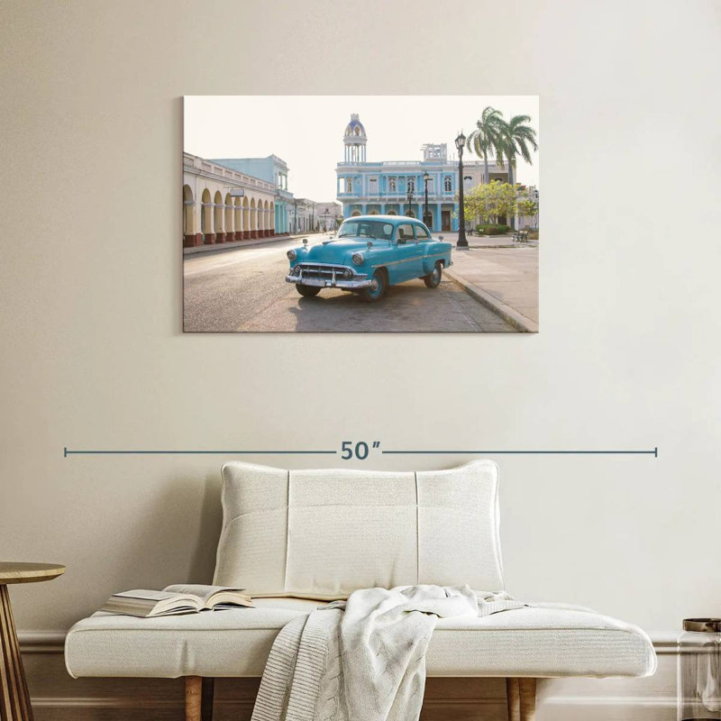 Voiture cubaine bleue Mehar, H 24 po x l 36 po
