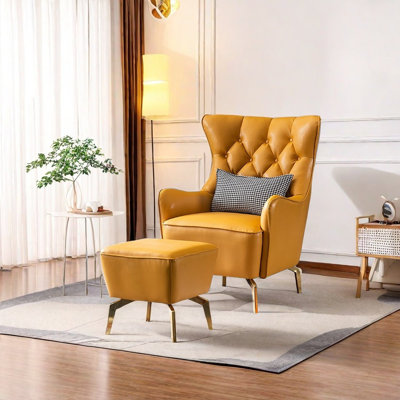 Chaise à dossier haut en similicuir