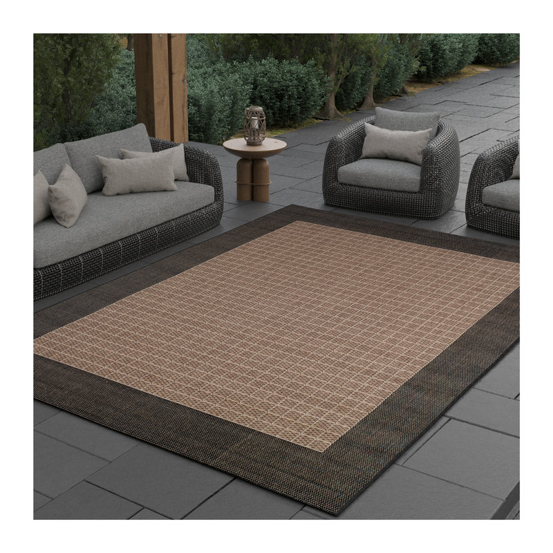 Tapis d'intérieur / extérieur brun Fierce Campo, Rectangle 7 pi 6 po x 10 pi 9 po
