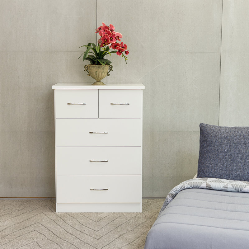 Swamy 32'' W 5 - Drawer Dresser