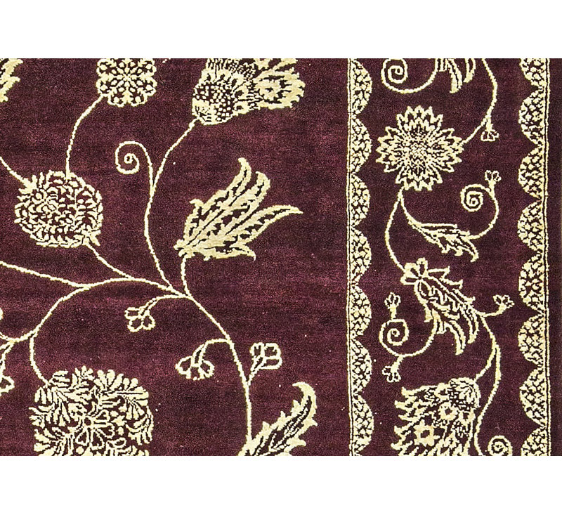Tapis rouge et or de haute qualité noué à la main