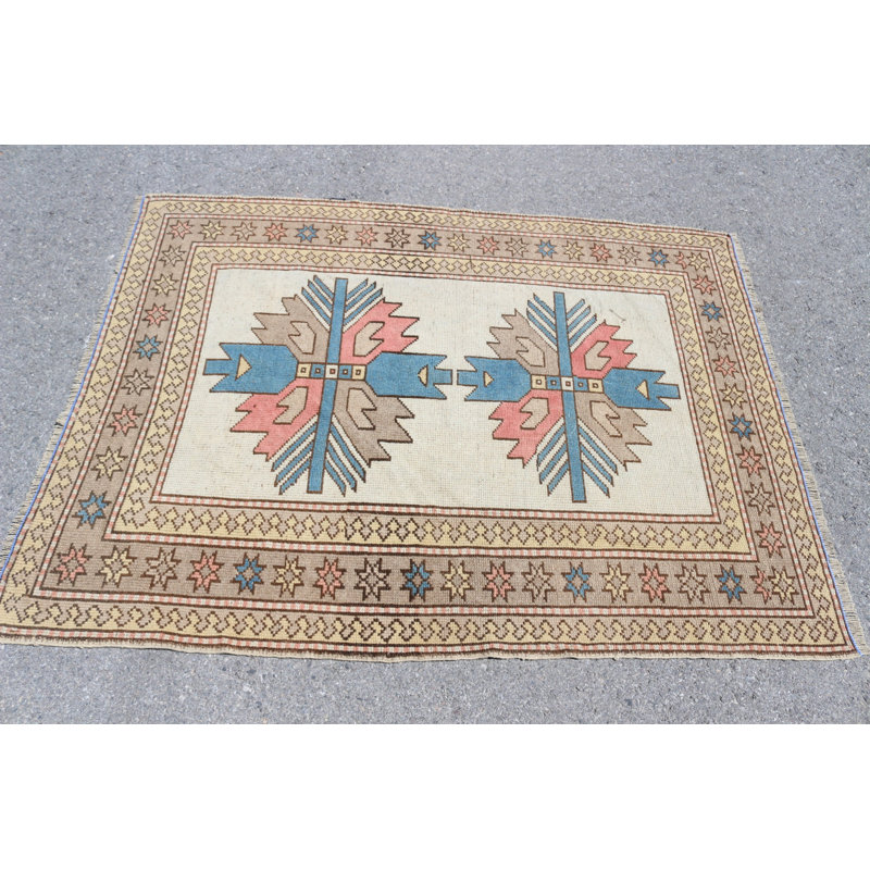 Tapis turc Oushak fabriqué à la main en rouge vif pour une touche bohémienne dans les espaces d'entrée ou de chambre à coucher