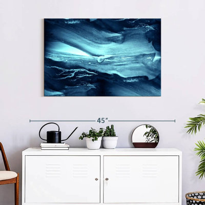 Avery Sleek Abstract Waves