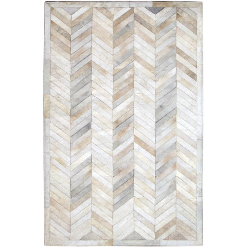 Area Cowhide Chevron Area Rug in Cream/Gray, Rectangle 5' x 8'