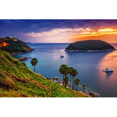 Argueta Sea At Sunset - Wrapped Canvas Print