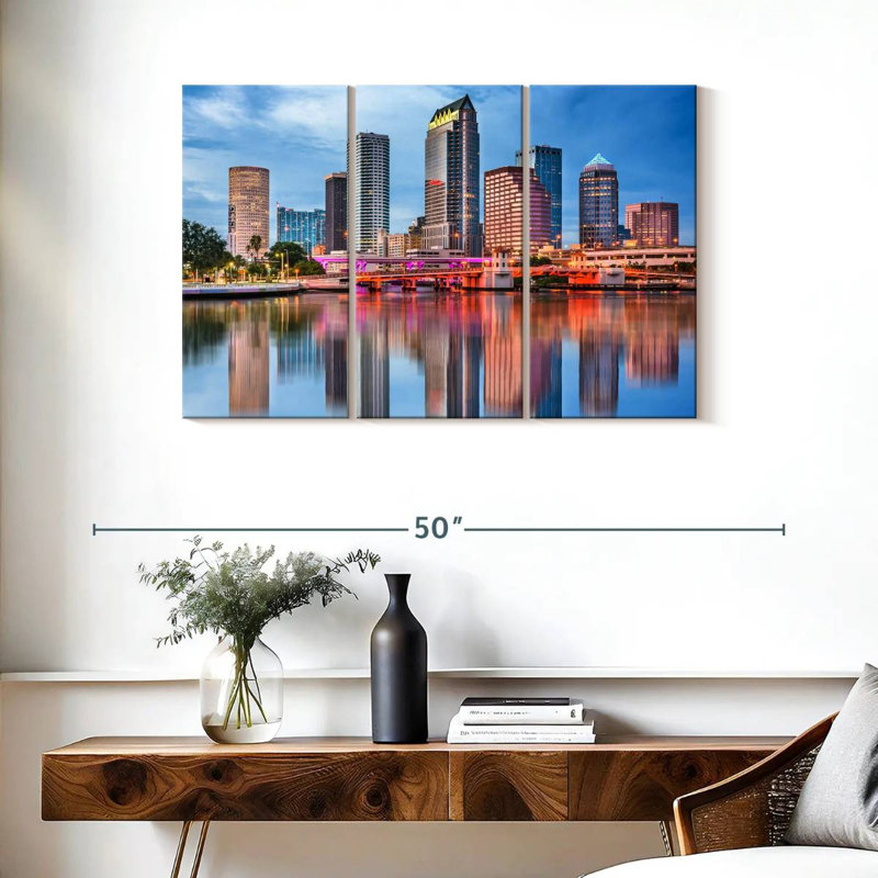 Sireci Tampa, 24" H x 38" W