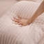 Chaise longue avec coussin moelleux-130370412