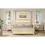 Lit plateforme à baldaquin capitonné Queen Size avec tête de lit et éclairage DEL, beige