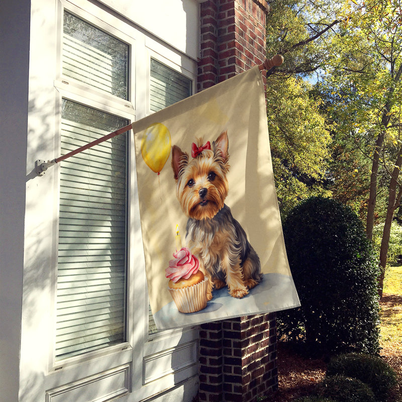 Drapeau «Happy Birthday House», Yorkshire Terrier brun