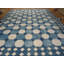 Grand tapis tissé à plat à motif géométrique blanc et bleu Mid Dhurrie