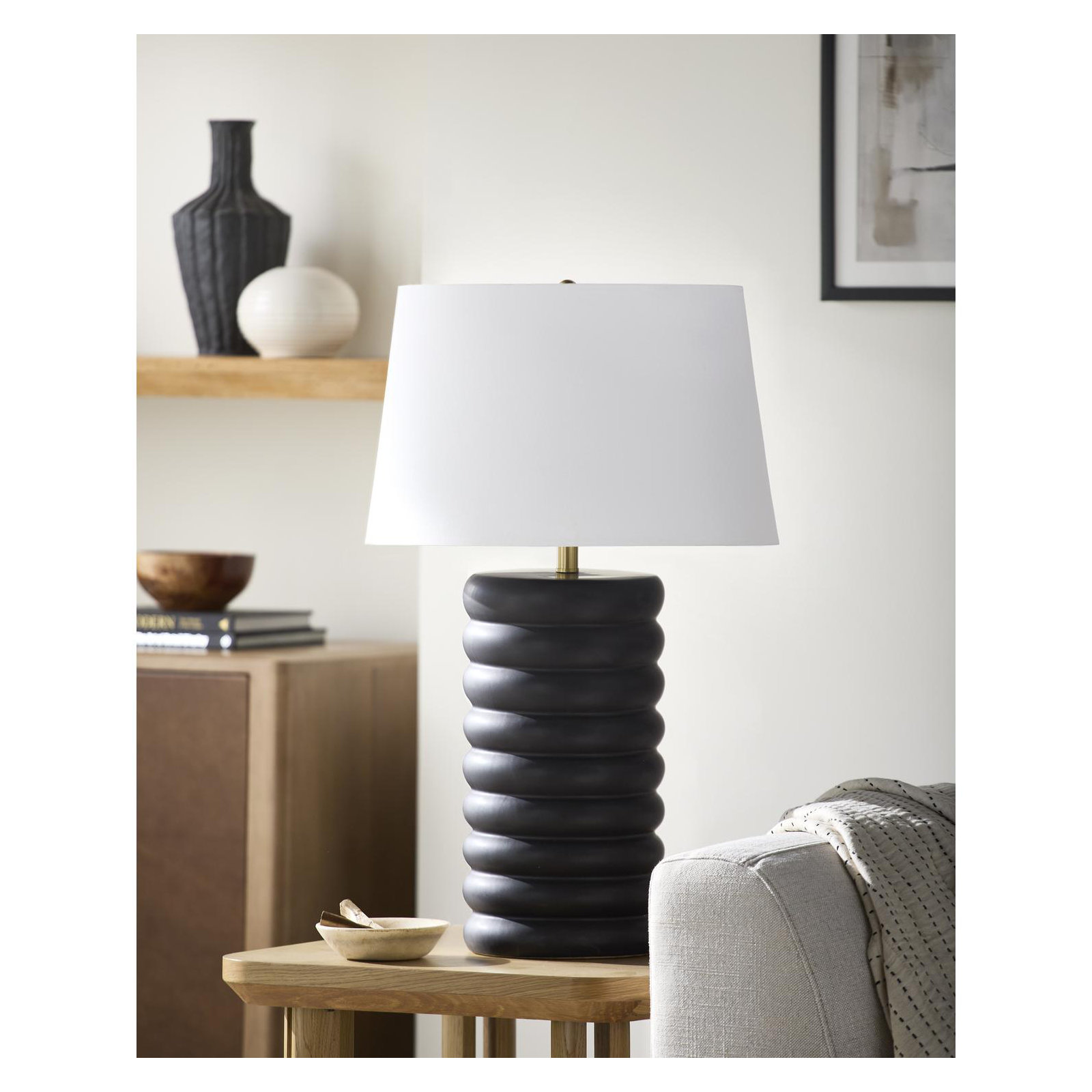 Nanna Table Lamp, Black