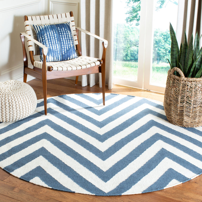 Dhurries Hand Woven Flat Weave Wool/Cotton Chevron Rug in Blue/Ivory, Round 4'