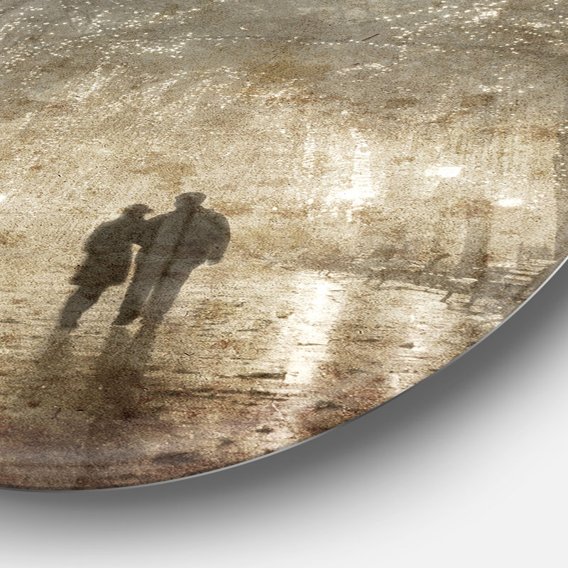 « Couple Walking in Night Lights » - Couple romantique marchant à Paris, impression d'art mural, H 40 po x l 30 po, Bois