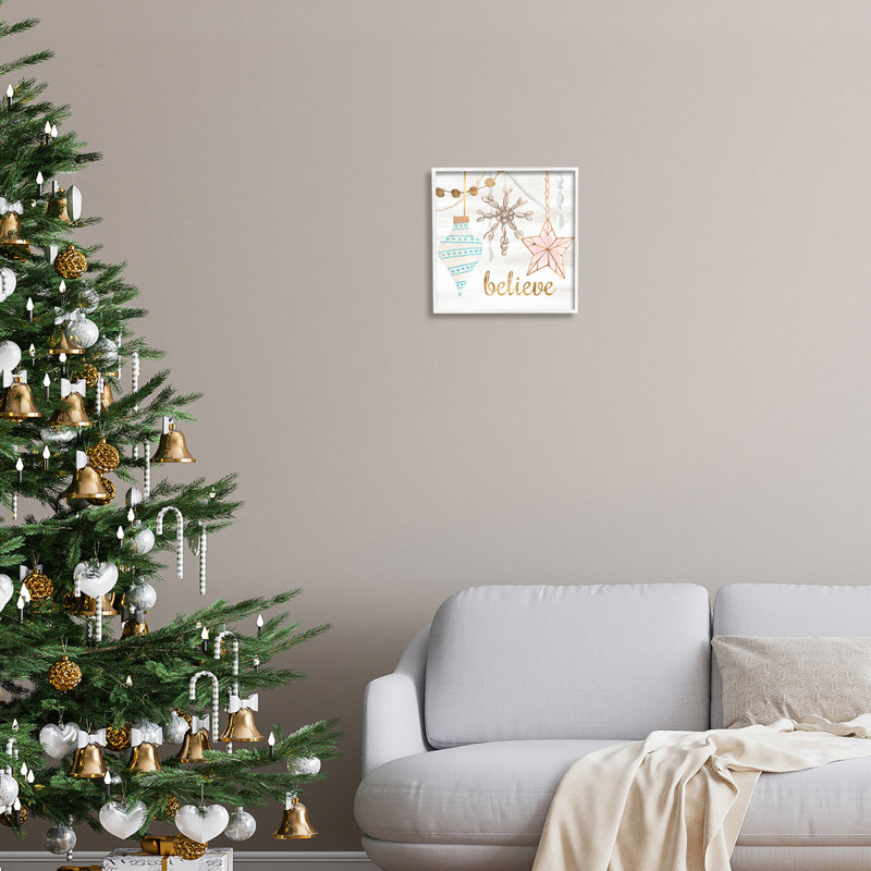 Glimmering Believe Text Holiday, H 12 po x l 12 po x P 1,5 po, Giclée encadrée blanc bord de mer