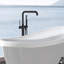 Robinet de baignoire autoportant avec douche à main-129763434