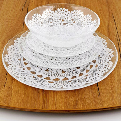 Dinnerware Set